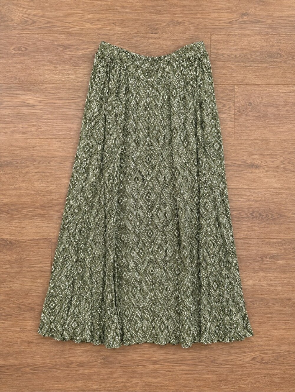 Torrid Boho Maxi Skirt | Olive Green Geometric Print | Size Large - Picture 3 of 3
